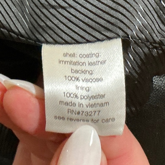 Elizabeth and James Faux Leather Moto Jacket Black Silver Zip Size Small - Picture 4 of 4